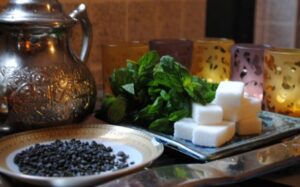 الكشف عن وجود مواد سامة في أنواع من الشاي تروج في الأسواق المغربية