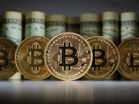 أصحاب “البيتكوين” يتلقون ضربة موجعة جديدة وهذه المرة من طرف “فايسبوك أصحاب "البيتكوين" يتلقون ضربة موجعة جديدة وهذه المرة من طرف "فايسبوك