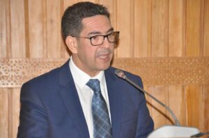 أمزازي وزير التعليم يقرر تعليق الدراسة في 900 مؤسسة تعليمية