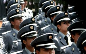 زلزال يطيح ب 10 مسؤولات بالدرك وهذا هو السبب