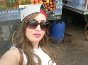 “خلود” التي جرت بوعشرين إلى القضاء، تخرج بأول تصريح إعلامي، وتكشف عن حقائق القضية بالوجه المكشوف