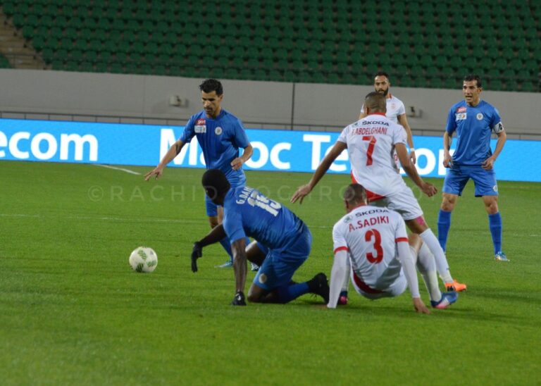 (+فيديو)الحسنية تعزز مكانتها في السباق نحو “درع البطولة”، و يعمق جراح الراسينغ البيضاوي