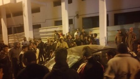 +صور: شاب في حالة سكر طافح يحدث فوضى عارمة بأكادير، وينجو من الموت بأعجوبة، والضحايا يكشفون تفاصيل الحادث