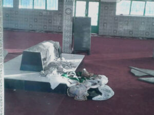 بالصور:لصوص الكنوز يقتحمون ضريحا بتيزنيت وينتهكون حرمة الموتى وهذا ما وقع لهم