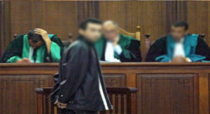 سابقة:المحكمة الادارية تلزم مؤسسات الدولة باستعمال الامازيغية والعربية