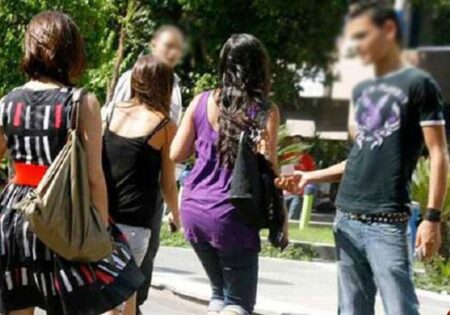 مثير: إيداع شاب مستشفى الأمراض العقلية بإنزكان بسبب التحرش بطالبات جامعة ابن زهر مثير: إيداع شاب مستشفى الأمراض العقلية بإنزكان بسبب التحرش بطالبات جامعة ابن زهر