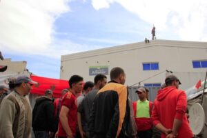 عااجل و خطير:خمسيني يحاول الانتحار عن طريق القفز من أعلى بناية إنتاج الأعلاف بتيزنيت