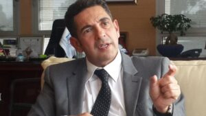 التحاق أكاديمية كلميم بالرافضين للساعة الإضافية، يضع أمزازي في موقف حرج جدا