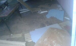 انهيار سقف قسم بمدرسة بسبب الرياح، كاد يودي بأرواح تلاميذ المؤسسة