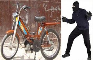 أخطر اللصوص يسرقون دراجة نارية بطريقة شيطانية