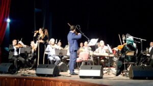 حفل من إحياء جوق أكادير الكبير للموسيقى والطرب برئاسة عبد الغني الفيلالي بمناسبة اليوم العالمي للمرأة ( فيديو )