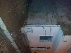 خطير:ارتفاع ضغط التيار الكهربائي بأكادير، يثير رعب المواطنين، ويقطع التيار الكهربائي عن المجمعات السكنية