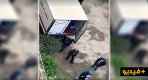 (+فيديو)فضيحة “يوغورت” تتأجج:موظفو مجلس جماعي يوزعون “يوغورت” وحليب موجه للفقراء فيما بينهم