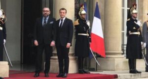 في أول ظهور رسمي بعد العملية الجراحية..الملك محمد السادس في ضيافة رئيس فرنسا