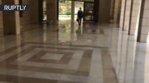 بالفيديو:أول ظهور لبشار الأسد بعد القصف الجوي