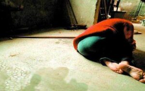 شقيق يعتدي جنسيا على أخيه الأصغر والأخير ينتقم منه