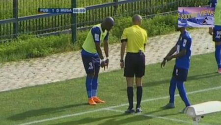 (+فيديو)أغرب ضربة جزاء .. لاعب حسنية أكادير الاحتياطي يلمس الكرة داخل منطقة الجزاء