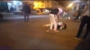 بعد قليل بإنزكان..انطلاق محاكمة المعتدي على زوجته في الشارع العام بالدشيرة وسط حضور مكثف