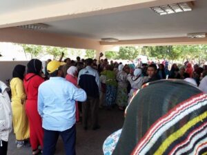 أم ل 3 أطفال تقطع أحشاءها بتناول كمية كبيرة من الأدوية