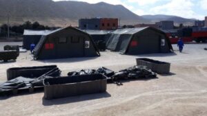 مستشفى عسكري و آليات ثقيلة و أطباء أمريكيون يصلون تزنيت استعداداً لانطلاق ‘مناورات الأسد الإفريقي’