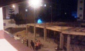 +فيديو: استمرار أشغال البناء ليلا في ورش بأكادير يضاعف من وثيرة الضوضاء و الإزعاج، وسط استنكار المواطنين.