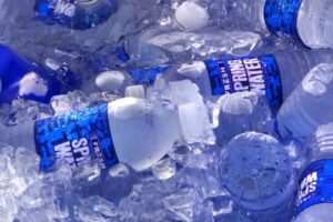 في عز حملة المقاطعة:شركات إسبانية مستعدة لتزويد السوق المغربية بمياه معدنية ذات جودة عالية وبأسعار أقل.