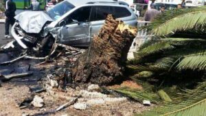 +صور: نجاة سائق "كاط كاط" من الموت خلال حادثة سير مجنونة بقلب أكادير. 5 a 138