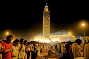 أطول وأقصر ساعات الصيام عبر دول العالم ..وكم من ساعة سيصوم المغاربة هذا العام؟ 5 1 155