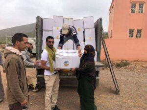 ساكنة جماعة الشاطئ الأبيض بإقليم كلميم تستفيد من إعانات رمضانية ممولة من قبل مؤسسة قطرية للمحميات الطبيعية.