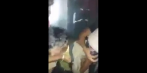 أصحاب شرع اليد” يسحلون أسرة حتى الموت لاعتقادهم أنها تخطط لخطف الأطفال. والسبب “شكولاتة”