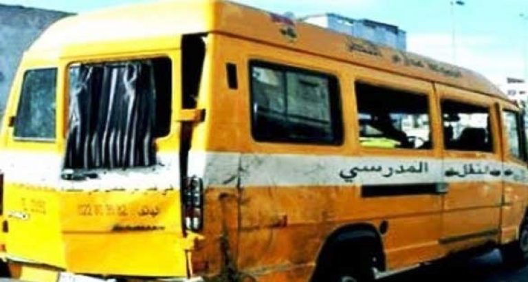 سيارة للنقل المدرسي تضع حدا لحياة طفل بإنزكان في مشهد مؤثر.