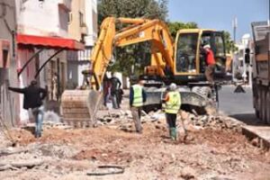 أشغال التهيئة الواسعة لشوارع أكادير الرئيسية، تغضب مهنيين لهذا السبب:
