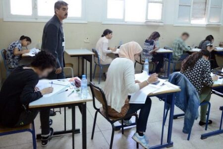 وزارة التعليم تعاقب "الغشاشين" في البكالوريا بمنحهم نقطة الصفر