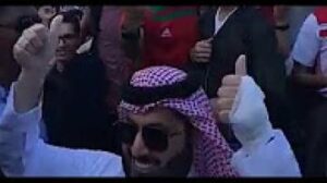 الجماهير المغربية المتواجدة بروسيا تصف تركي ال الشيخ بقلب موسكو بالخائن