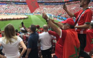 الجماهير المغربية تردد النشيد الوطني بشكل رائع داخل ملعب لوجنيكي أمام البرتغال