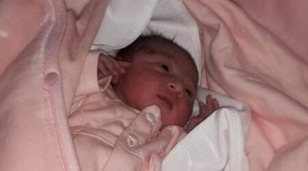 مثير بالصورة:هكذا عثرت الشرطة على الرضيعة المختطفة من المستشفى، وألقت القبض على “الخاطفة” مثير بالصورة:هكذا عثرت الشرطة على الرضيعة المختطفة من المستشفى، وألقت القبض على "الخاطفة"
