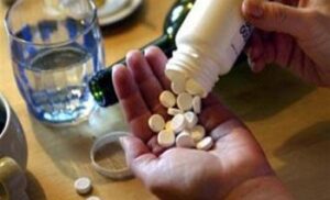 ساعات قبل الكشف عن نتائج الحركة الانتقالية…رجل سلطة برتبة باشا ينجو من محاولة انتحار