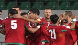 أطباء الفيفا يباغتون لاعبي المنتخب المغربي بفحوصات المنشطات
