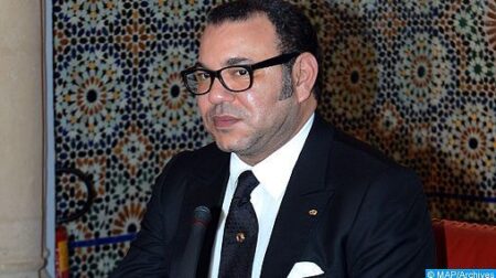 عاجل:الملك يستدعي مسؤولين و وزراء للحسيمة لاجتماع عاجل عشية خطاب العرش عاجل:الملك يستدعي مسؤولين و وزراء للحسيمة لاجتماع عاجل عشية خطاب العرش