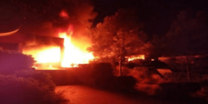 صراخ وعويل وسط الطلبة بعد اندلاع حريق مهول بالحي الجامعي