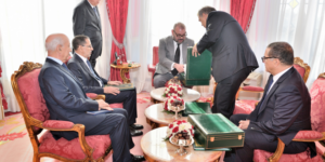 الملك يستقبل والي بنك المغرب، و رئيس المجلس الأعلى للحسابات، و يقدمان تقارير هامة لجلالته، تتضمن معطيات صادمة.