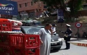 مثير:ضابط “يعاقب” شرطي رفض إعفاء رجل سلطة من مخالفة سير