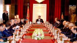 الملك يعين عددا من السفراء و الولاة و العمال والمسؤولين…