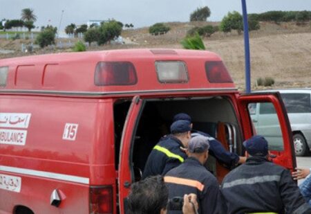 سيارة مجنونة تقتل تلميذا أمام باب المدرسة بتارودانت سيارة مجنونة تقتل تلميذا أمام باب المدرسة بتارودانت