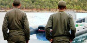 طرد مجموعة من “المخازنية” من العمل بسبب “الفيسبوك”