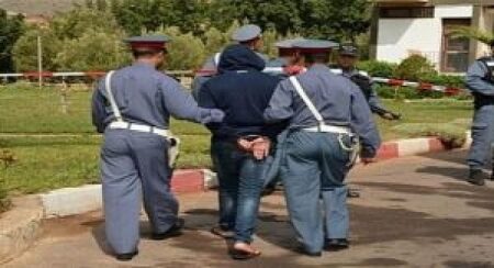 عااجل بأكادير: “صنم” أخطر مروج للمخدرات يسقط في فخ ليلي لرجال الدرك الملكي. عااجل بأكادير: "صنم" أخطر مروج للمخدرات يسقط في فخ ليلي لرجال الدرك الملكي.
