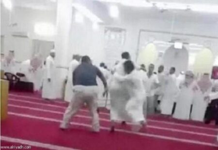 اعتقال "المهدي المنتظر" الذي ادعى بأنه سينشر العدل والرخاء وسينهي الظلم والفساد على وجه الأرض.