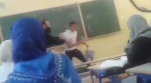 صادم باشتوكة أيت باها:تلميذ يعتدي على أستاذ ويسحله وسط ممرات المؤسسة