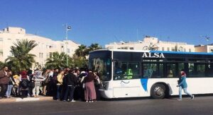 شبح الهدر المدرسي يلاحق الطلبة القاطنين شمال أكادير، وشركة “ألزا” في قفص الاتهام