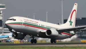 طائرة أقلعت من مطار أكادير تنجو من كارثة جوية بعد إصابة ربانها بأزمة قلبية مفاجئة